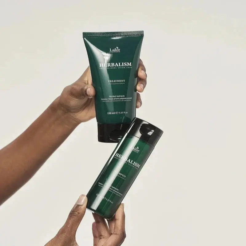 Lador | Herbalism Shampoo - 150ml - PurMii