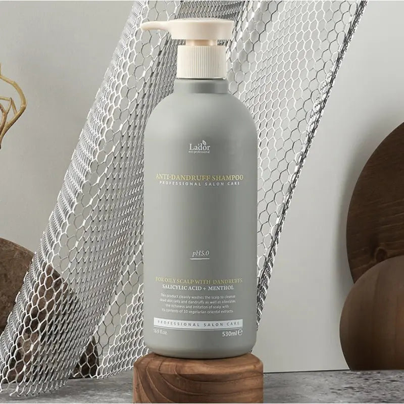 Lador | Anti-Dandruff Shampoo - 530ml - PurMii